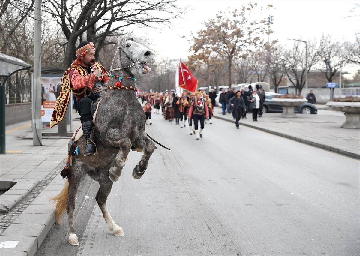 Ankara'da Atatürk'ü anma töreni