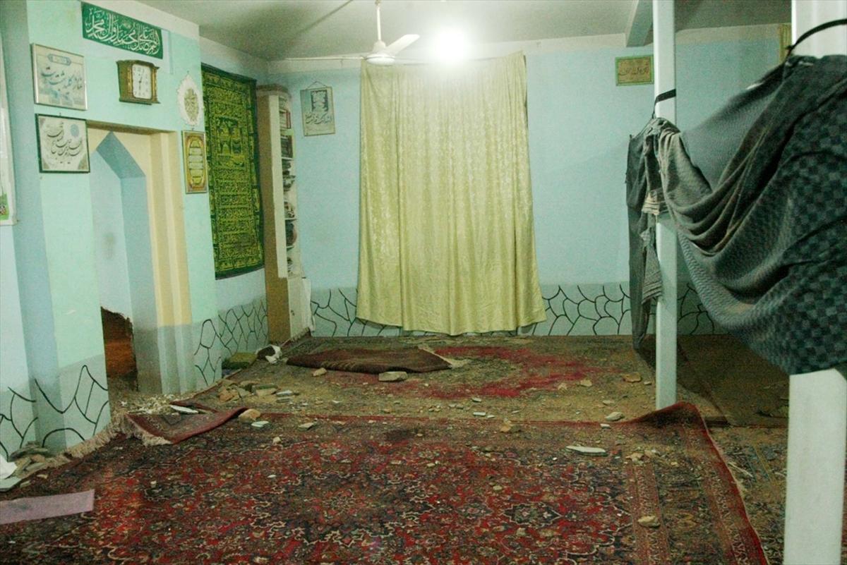 Afganistan'da camiye bombalı saldırı