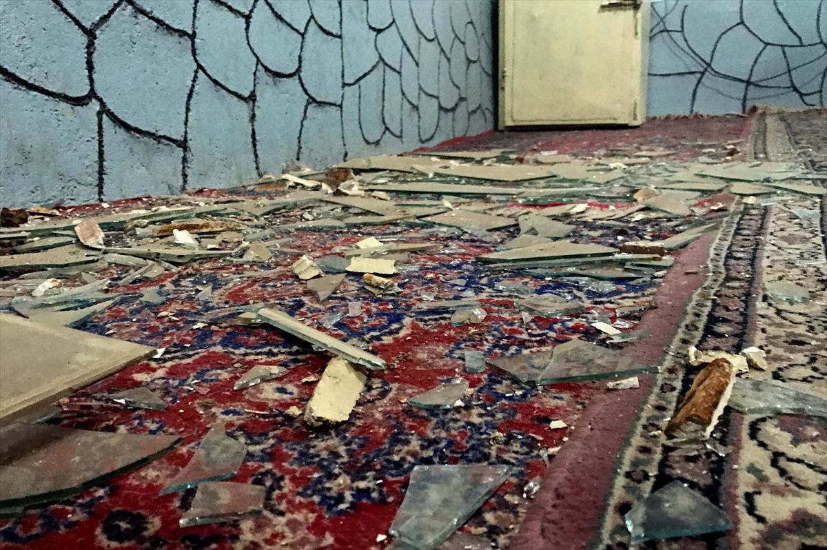 Afganistan'da camiye bombalı saldırı