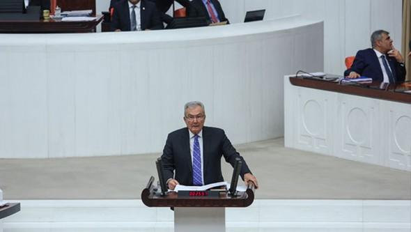 Deniz Baykal Meclis'te konuştu