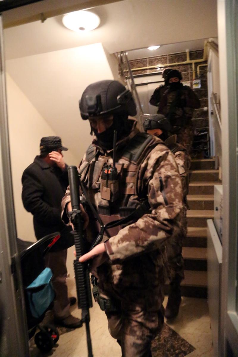 Bolu'da PKK'ya şafak operasyonu