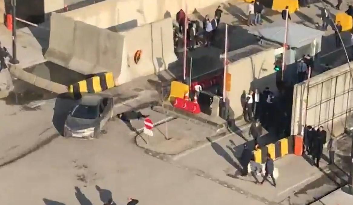 Gaziantep Emniyet Müdürlüğü önünde canlı bomba öldürüldü