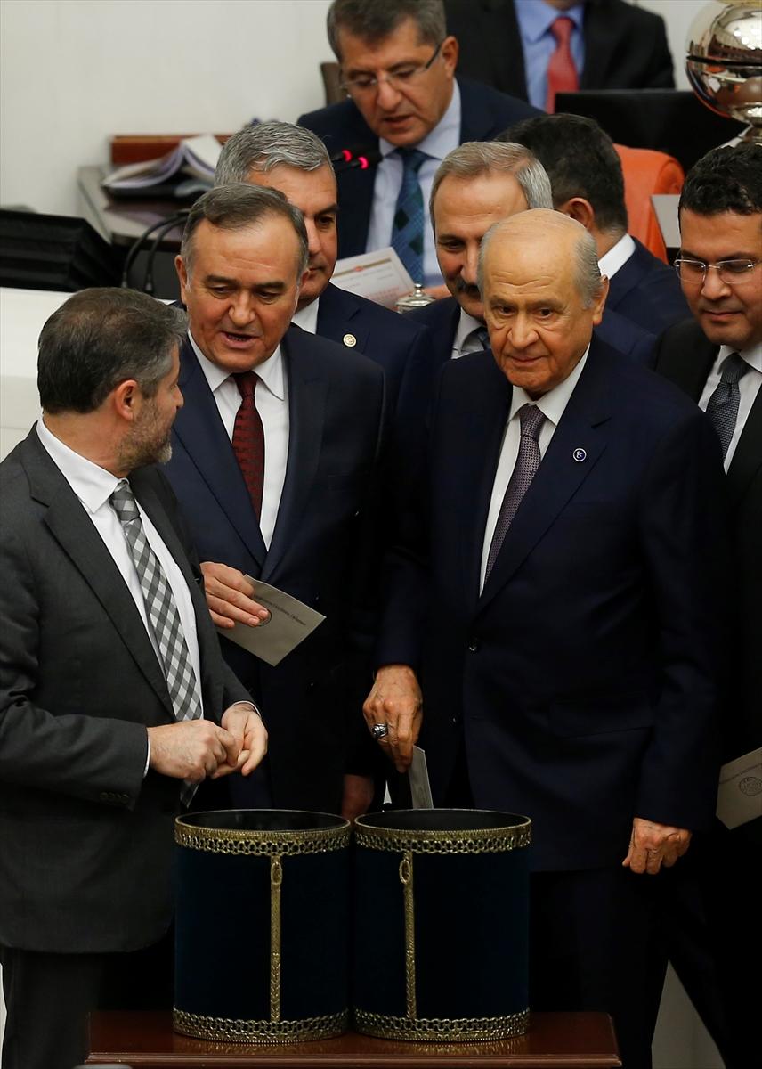 Genel Kurul'da oy verme işlemi tamamlandı