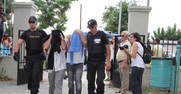 Yunanistan'a kaçan askerler hakim karşısına çıkıyor