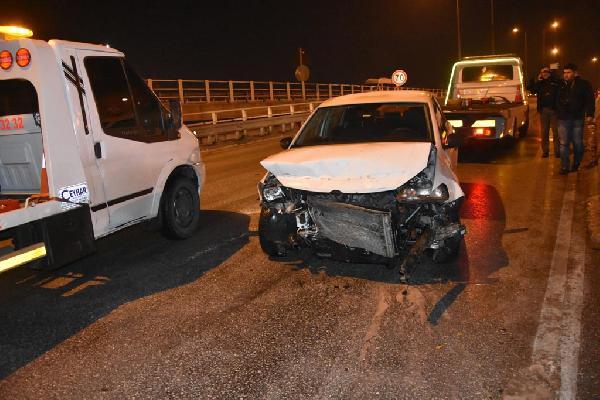 İzmir'de buzlanma kazaları