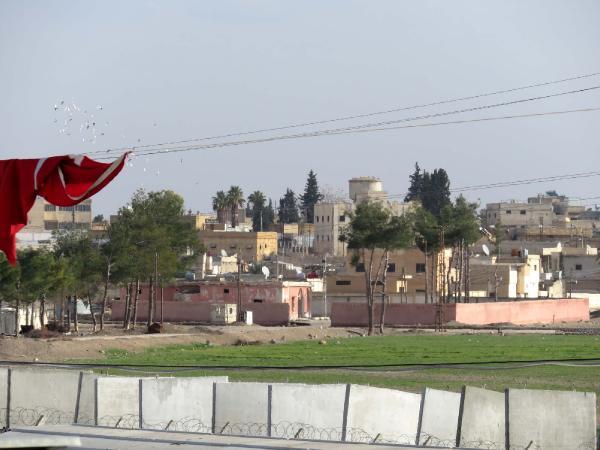 Akçakale sınırına duvar örüldü