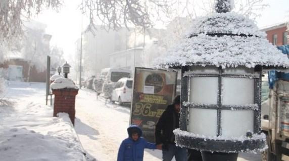 Ardahan'da hava eksi 32 derece