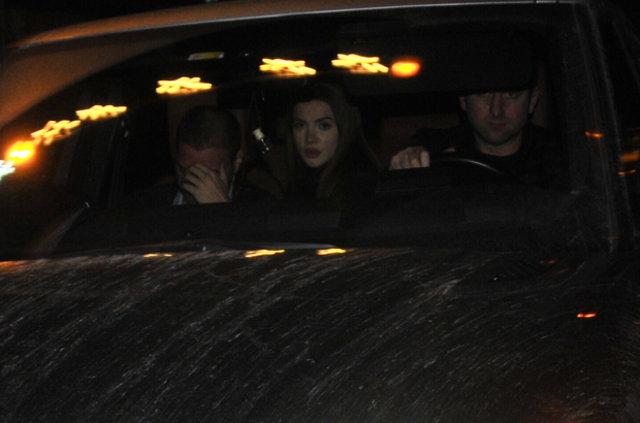 Sinan Akçıl Rumen şarkıcıyla görüntülendi