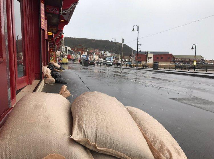 Kar yağışı Avrupa'yı etkisi altına aldı