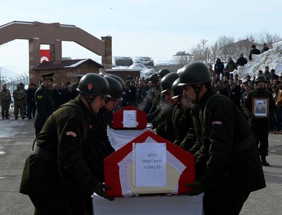Bitlis'te çatışma çıktı: 2 şehit