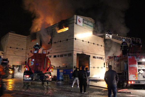 Batman'da fabrikada yangın