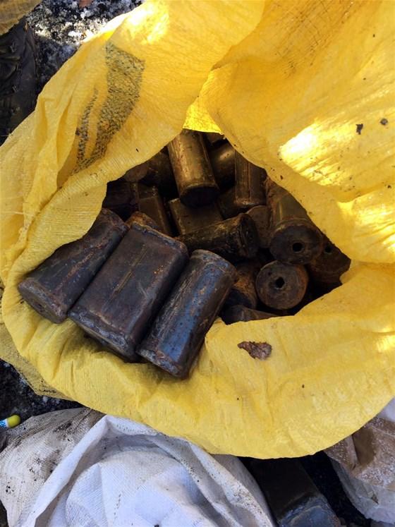 Diyarbakır'da PKK'ya ait 9 sığınak imha edildi