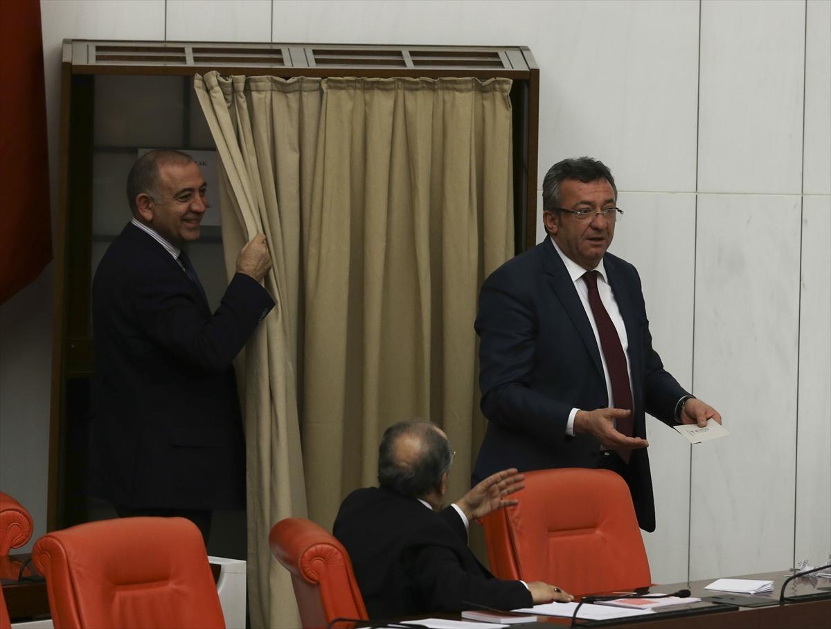 CHP'den Meclis'te yavaşlatma eylemi