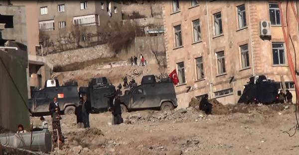 Şırnak'ta ve Sur'da patlama