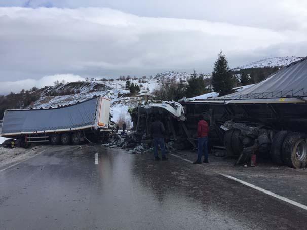 Afyonkarahisar'da zincirleme kaza
