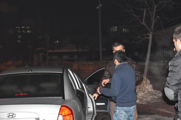 Konya'da fuhuş pazarlığı yapan hayat kadınlarına suçüstü