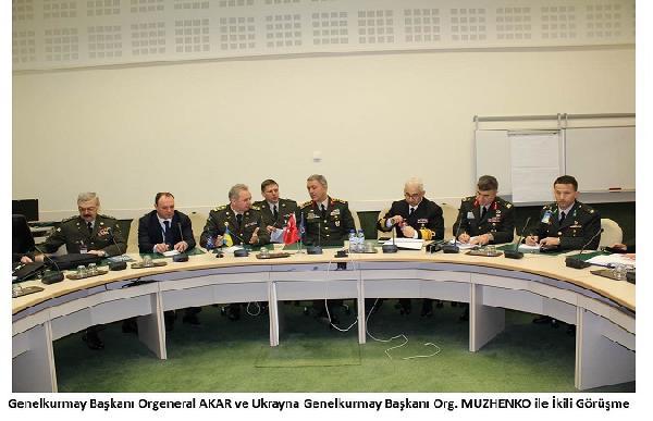 Hulusi Akar NATO toplantısına katıldı