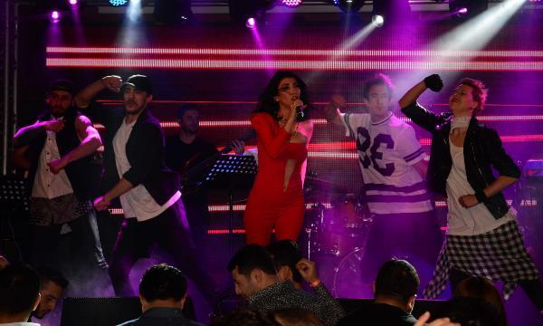 Hande Yener: İkinci baharımı yaşıyorum