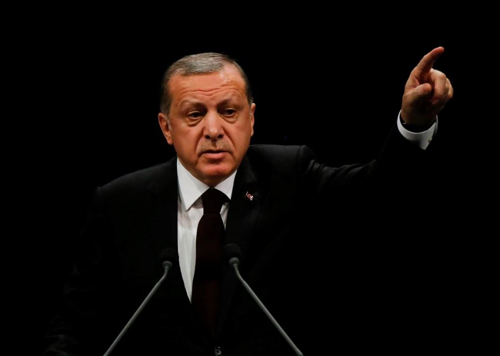 Erdoğan'dan terör yandaşı siyasetçilere sert sözler