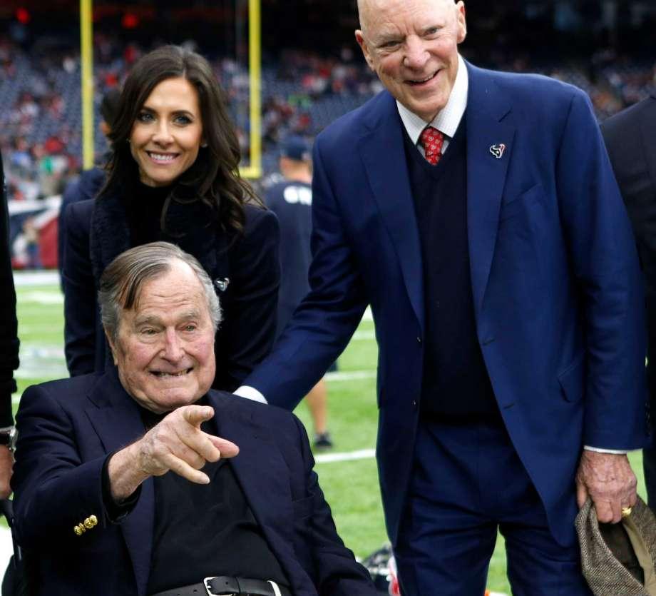 George Bush hastaneye kaldırıldı