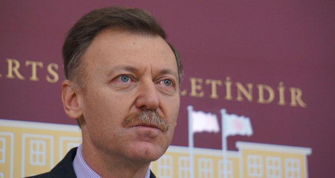 CHP'li vekil OHAL'de sakal uzatmaya devam ediyor