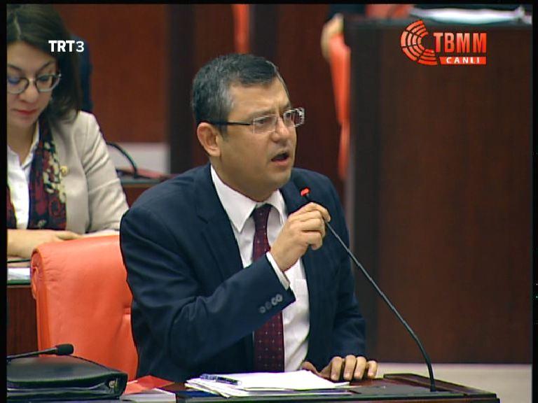 CHP'li vekillerden mecliste ‘ayağa kalkıyoruz’ eylemi