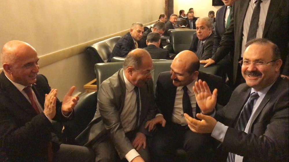 Meclis'te Bakan Akdağ'ın doğum günü kutlandı