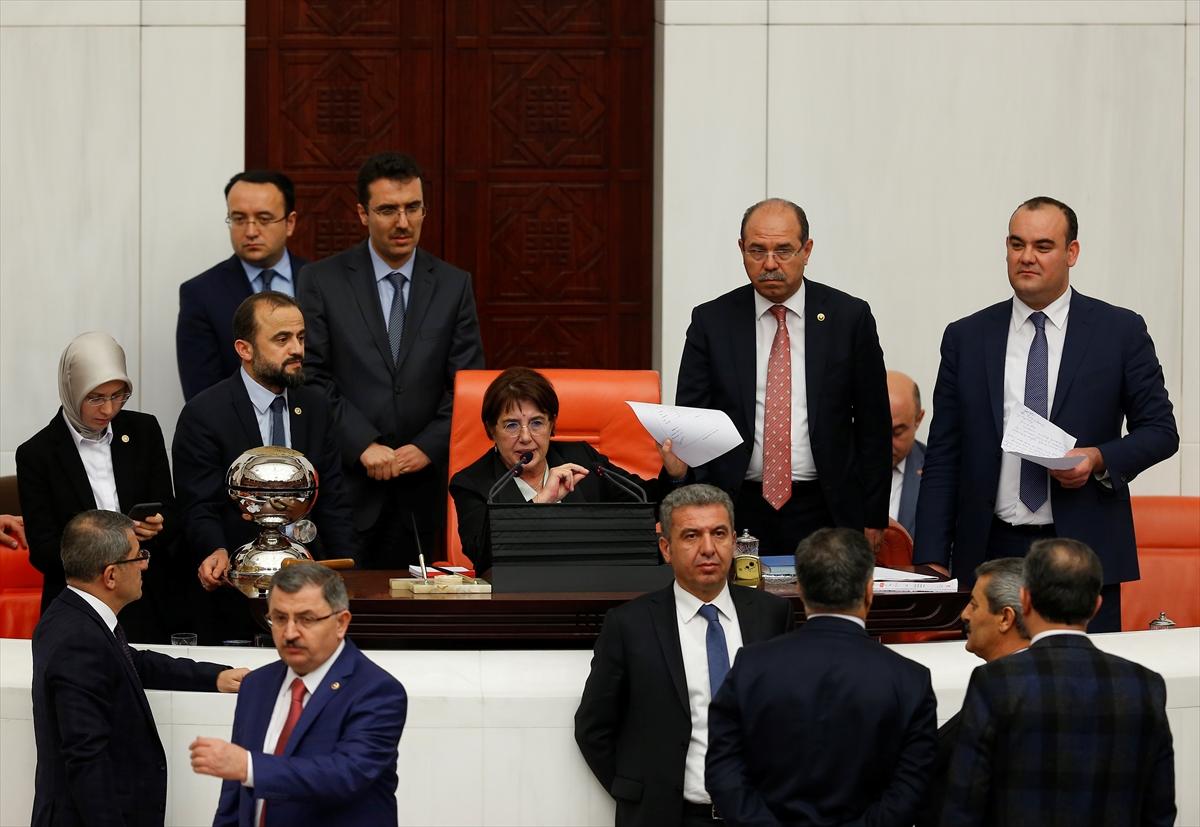 CHP'li katip üye 7. maddenin oy tutanağını imzalamadı