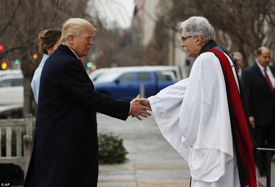 Trump ailesinden kilise ziyareti