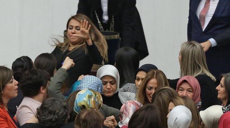 AK Partili Gökçen Özdoğan Enç'e 10 gün rapor verildi