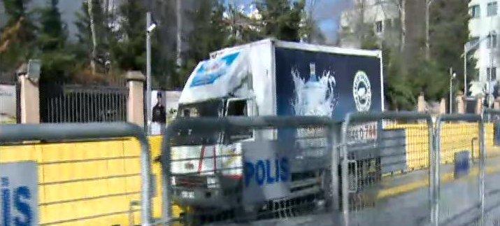 İstanbul Emniyet Müdürlüğü'nde silah sesleri