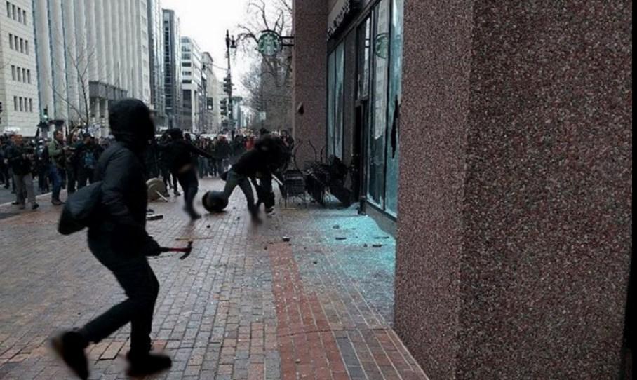 Washington'daki Trump karşıtı gösterilerde şiddet artıyor