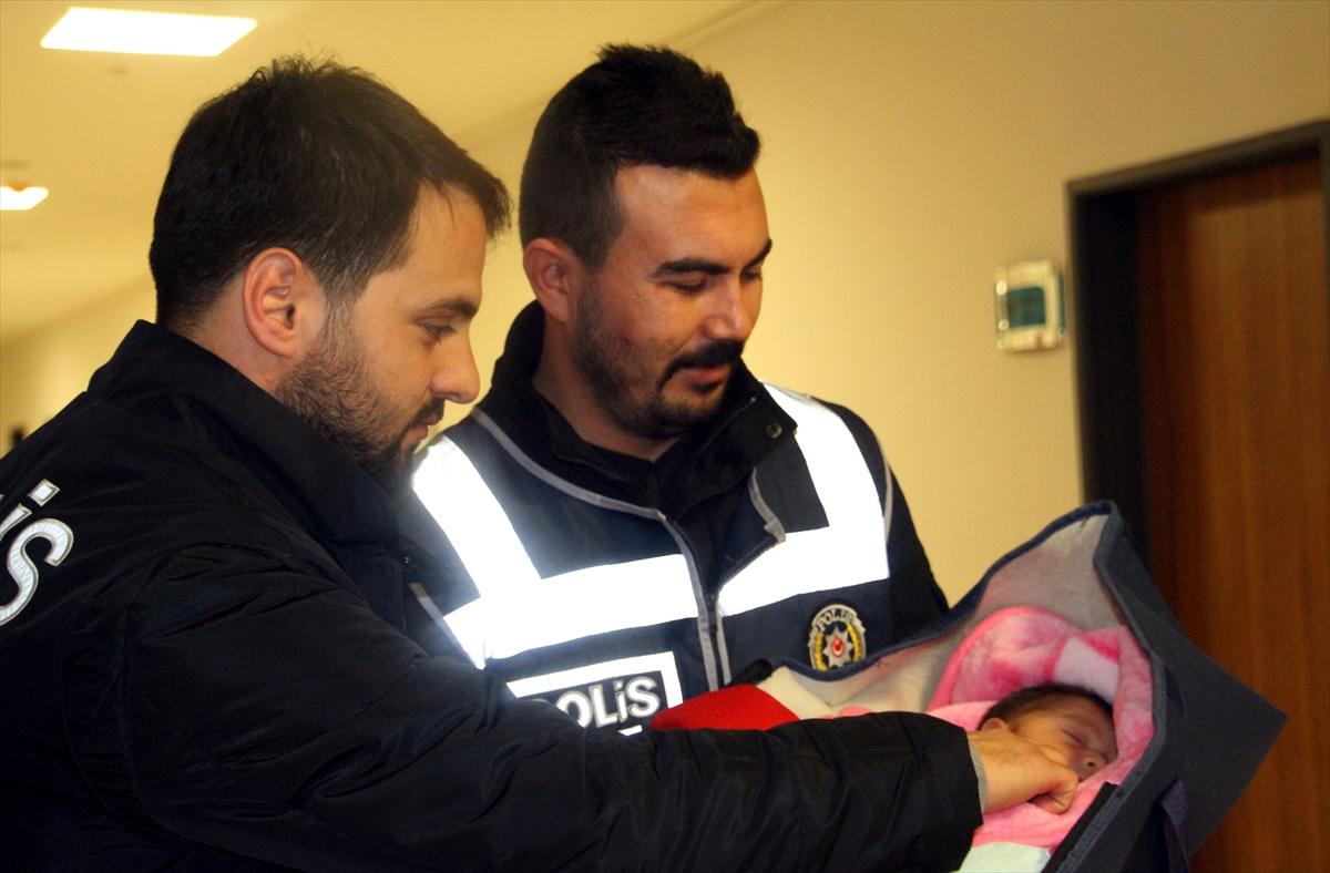 Van'da şüpheli paketten 20 günlük bebek çıktı