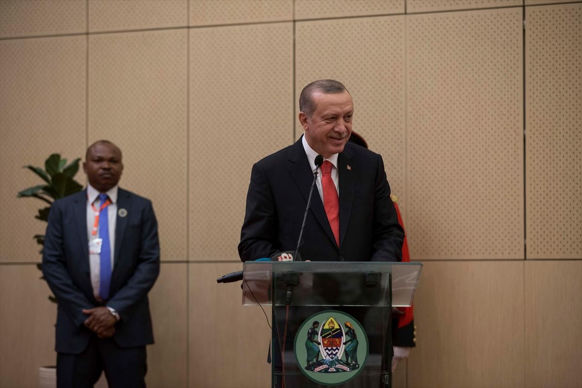 Erdoğan, Tanzanya'da Batı gerçeklerini anlattı