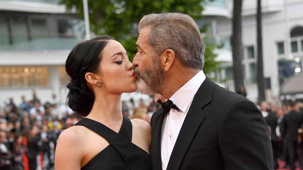 Mel Gibson dokuzuncu kez baba oldu