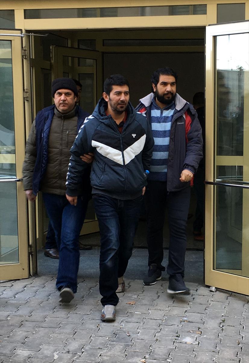 Uşak merkezli 8 ilde FETÖ operasyonu: 25 tutuklama