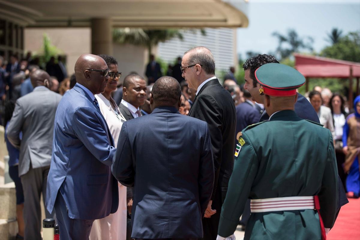 Cumhurbaşkanı Erdoğan Mozambik'te