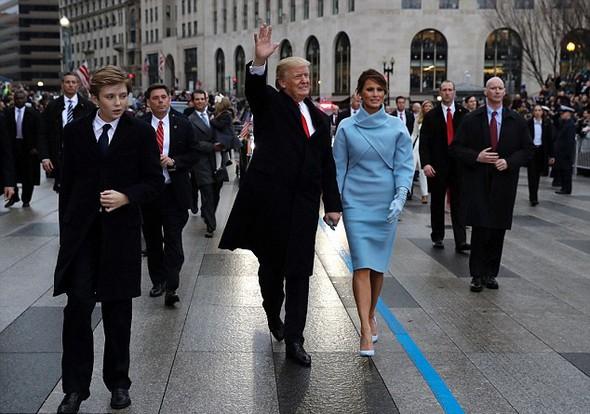 Trump'ın 'gizemli' korumasının yeni görüntüleri