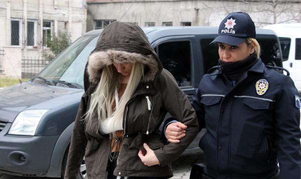 Tartıştığı eski sevgilisini sırtından bıçakladı