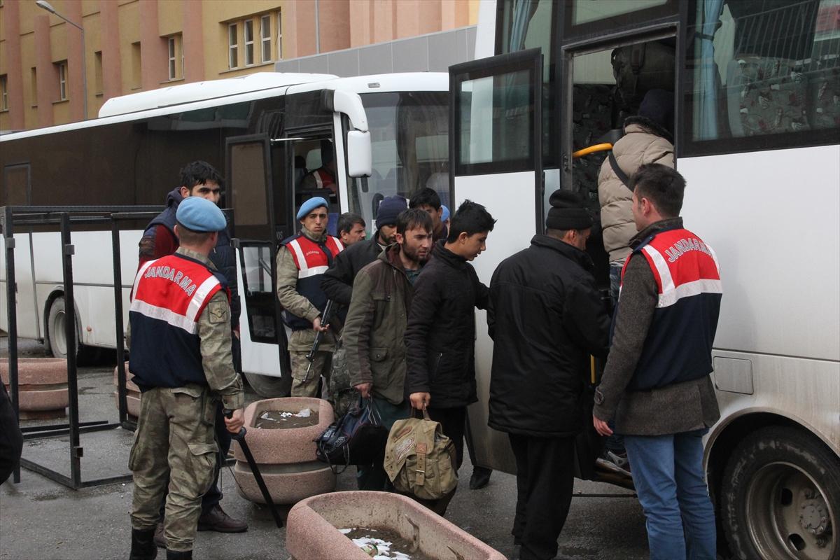 Erzincan'da 70 kaçak yakalandı