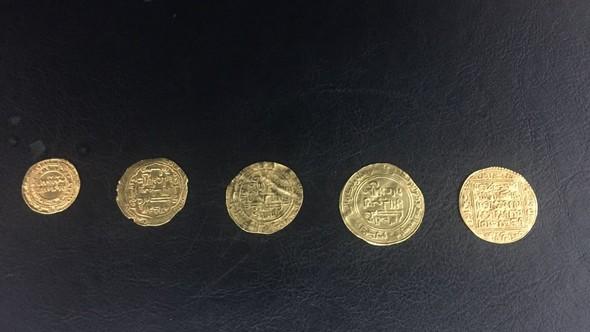 İstanbul'da 3 milyon dolarlık 5 altın sikke ele geçirildi