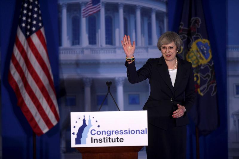 Theresa May Trump'ı uyardı