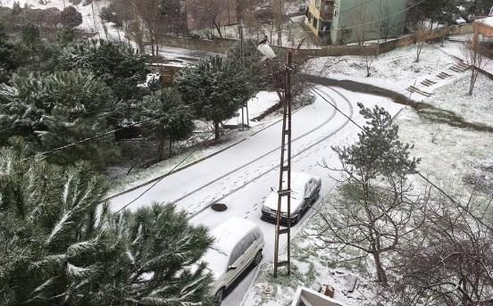 İstanbul'da kar yağışı etkili oluyor