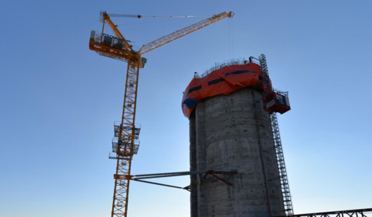 Küçük Çamlıca TV- Radyo Kulesi'nin inşası sürüyor