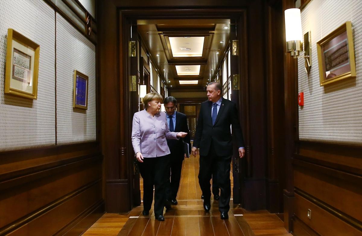 Almanya Başbakanı Merkel Ankara'da