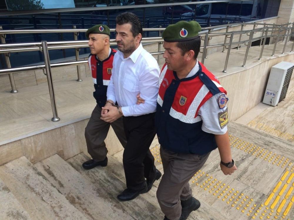 FETÖ’den tutuklu bulunan belediye başkanına tahliye