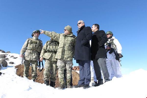 Hakkari Valisi Toprak'tan Hudut Kartallarına ziyaret