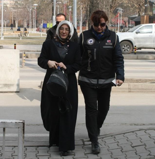 FETÖ’nün ’derneklerden sorumlu ablası’ tutuklandı