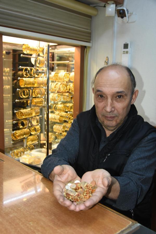 Fiyatı uçunca gram altın dörde bölündü