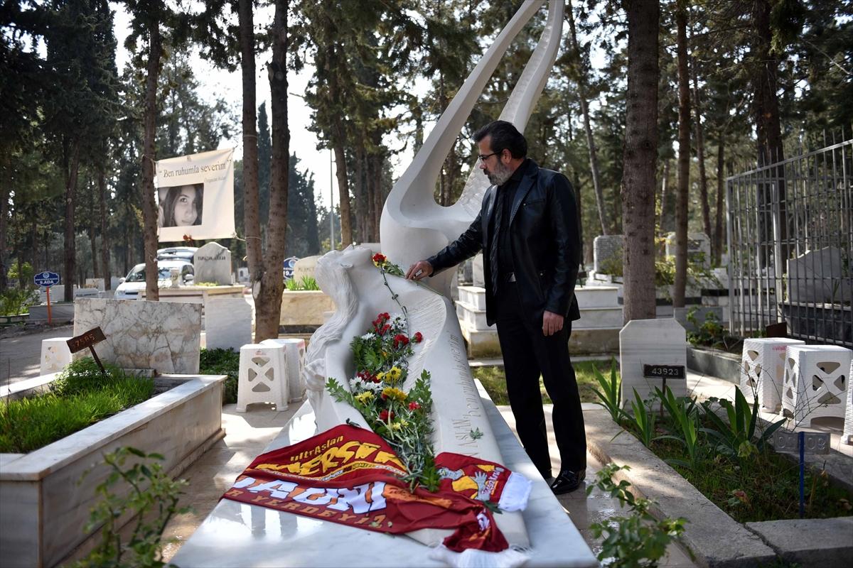 Özgecan Aslan mezarı başında anıldı
